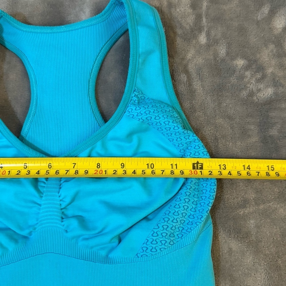 Lululemon Heart Rate Monitor Tank

#120 - Picture 9 of 9